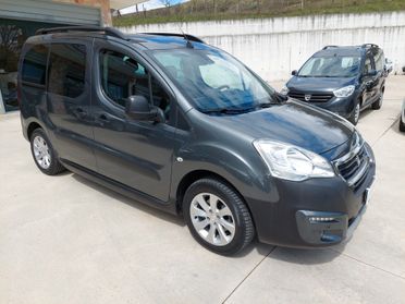 Peugeot Partner Tepee BlueHDi 100 Outdoor