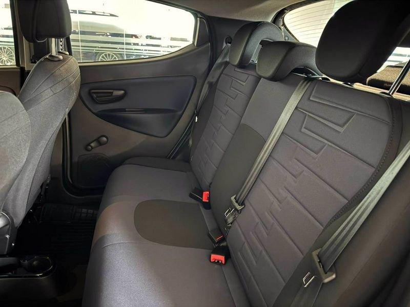 Lancia Ypsilon 3ª serie 1.0 FireFly 5 porte S&S Hybrid Platino