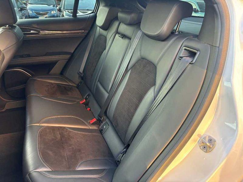 Alfa Romeo Stelvio 2.2 Turbodiesel 210 CV AT8 Q4 Veloce Tì