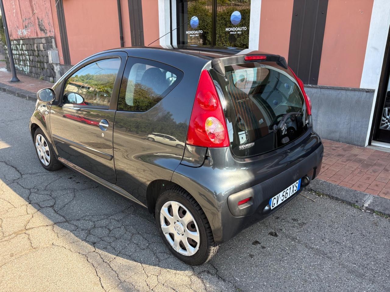 Peugeot 107 1.0 68CV 3p. Automatica 2011