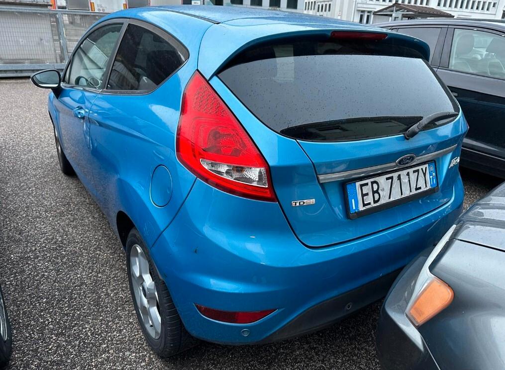 Ford Fiesta 1.6 TDCi 90CV Titanium