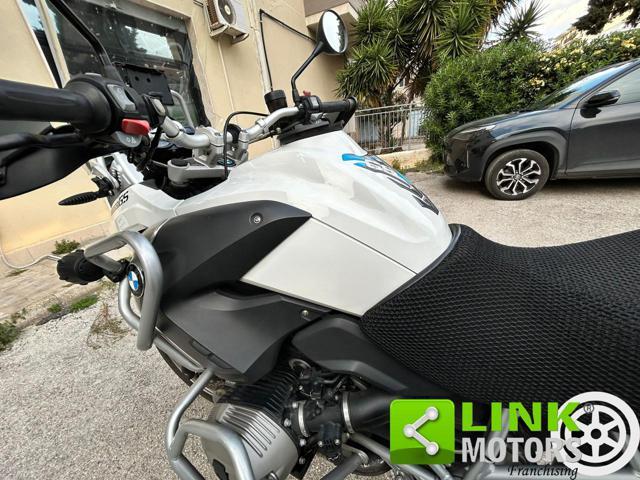 BMW R 1200 GS .