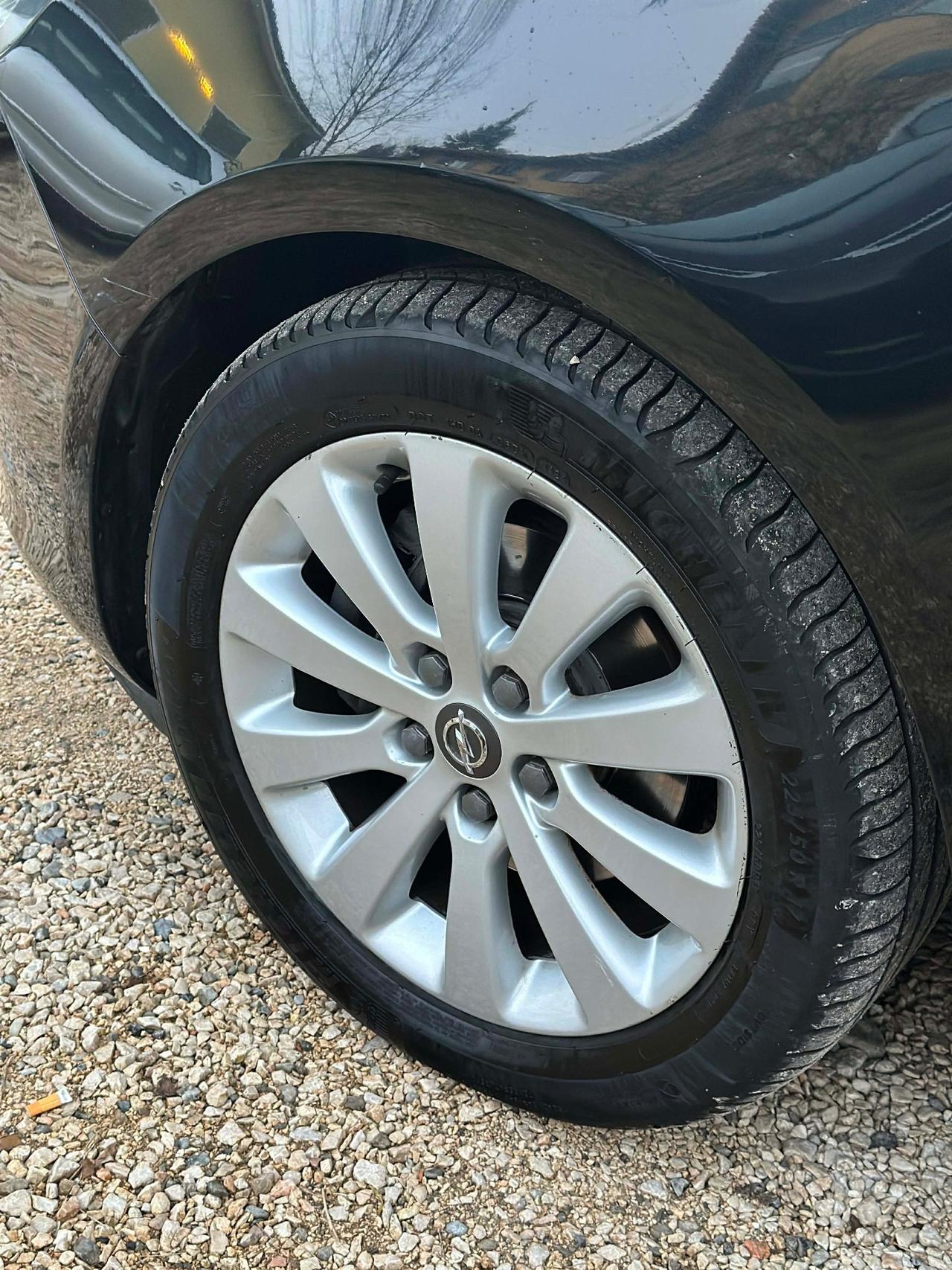 Opel ZAFIRA TOURER 7POSTI KMCERT GARANZ UNICOPR