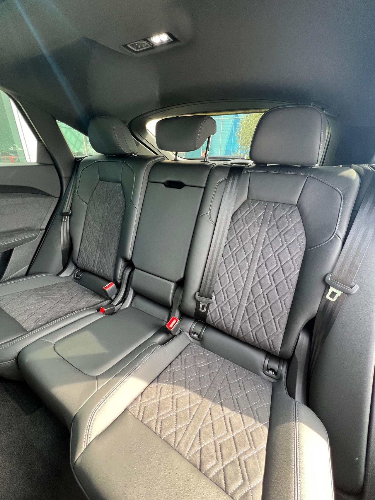 Audi Q5 SPB TDI 150 kW mHEV+ S tronic quattro S line possibilità noleggio no scoring