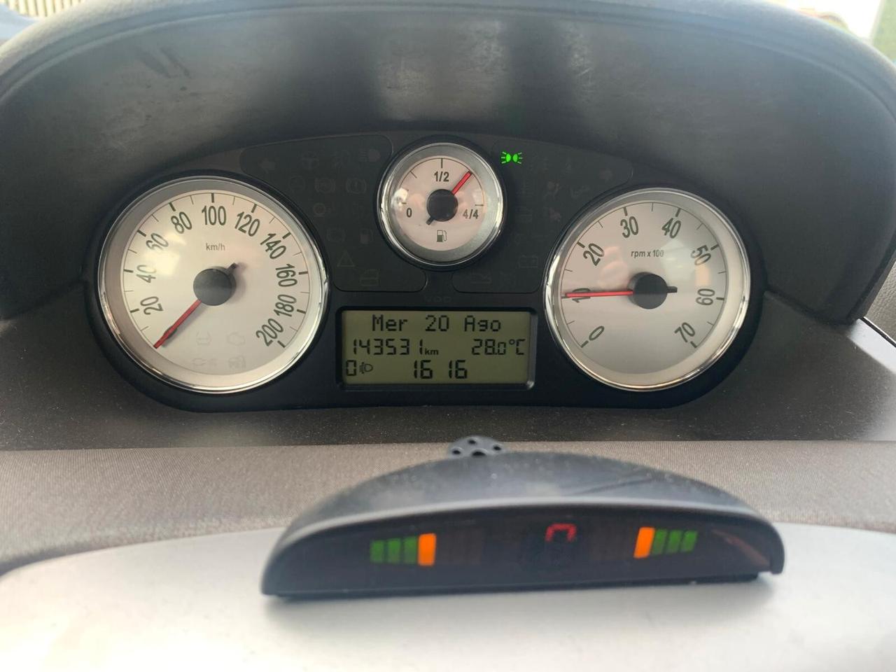 Lancia Ypsilon 1.2 benz Neopatentati