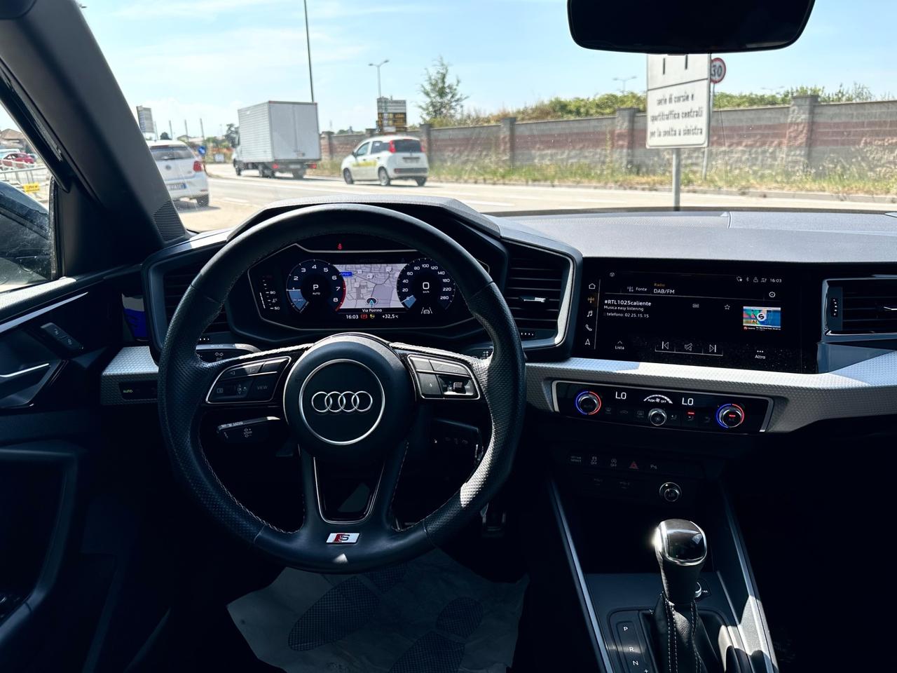 Audi A1 citycarver 35 TFSI S tronic Admired