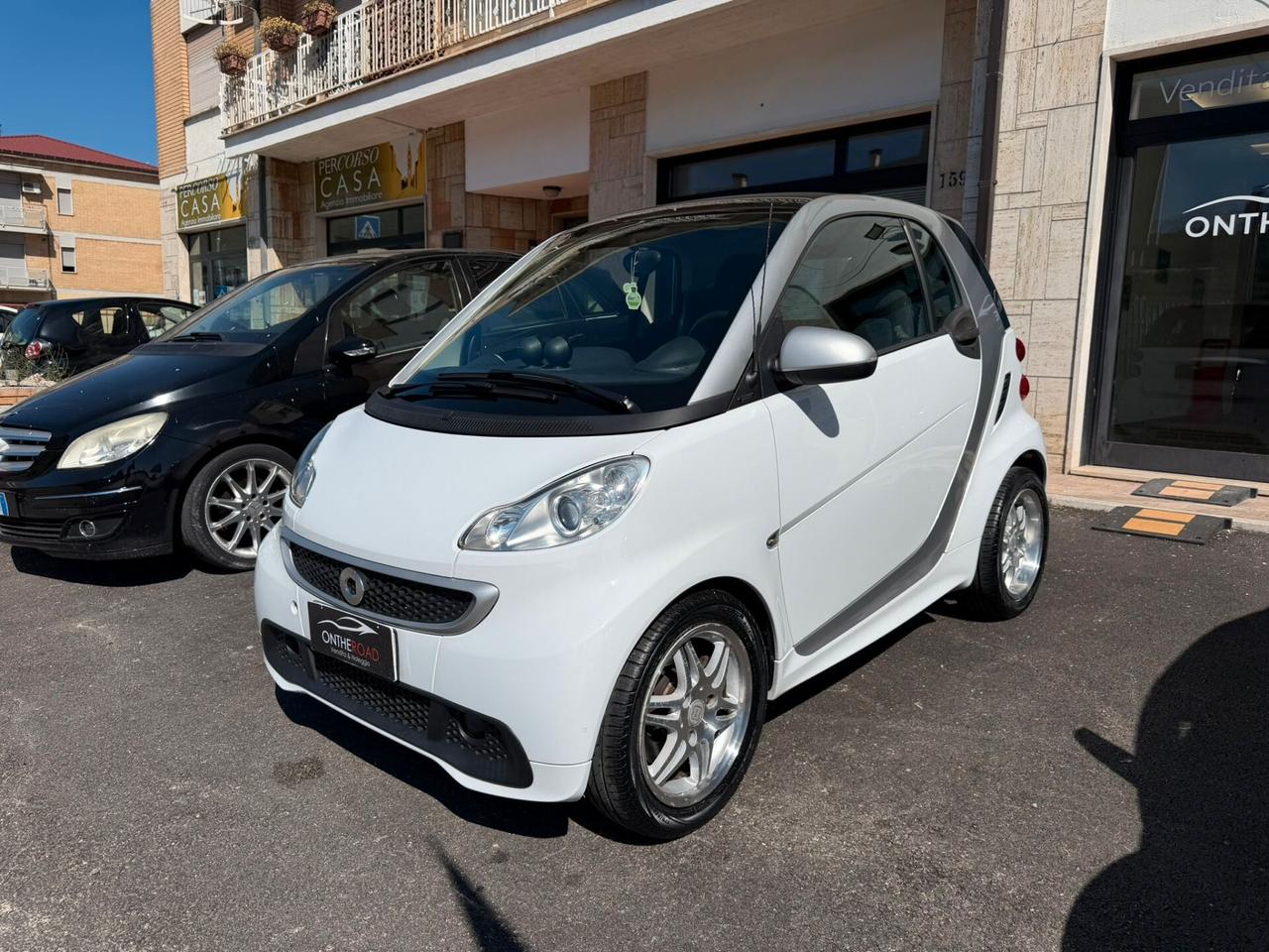 Smart ForTwo 800 40 kW cabrio passion cdi (servosterzo)