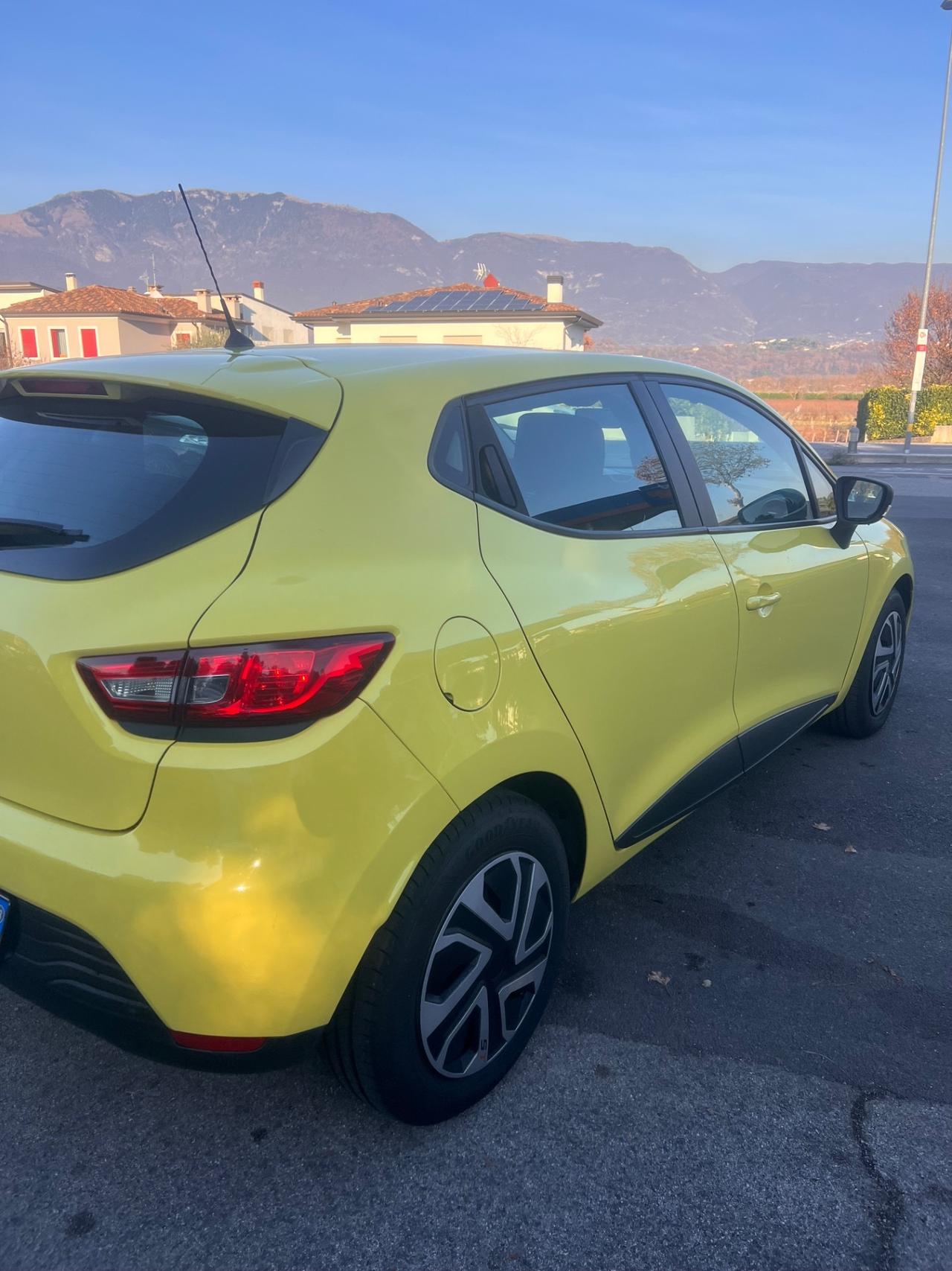 Renault Clio 1.2 75CV 5 porte Live