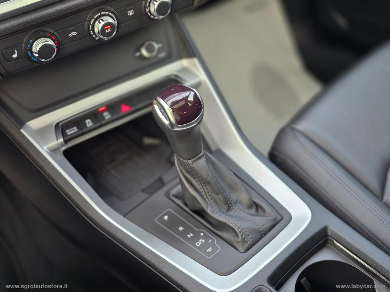 AUDI Q3 SPB 35 TDI S tronic S-LINE