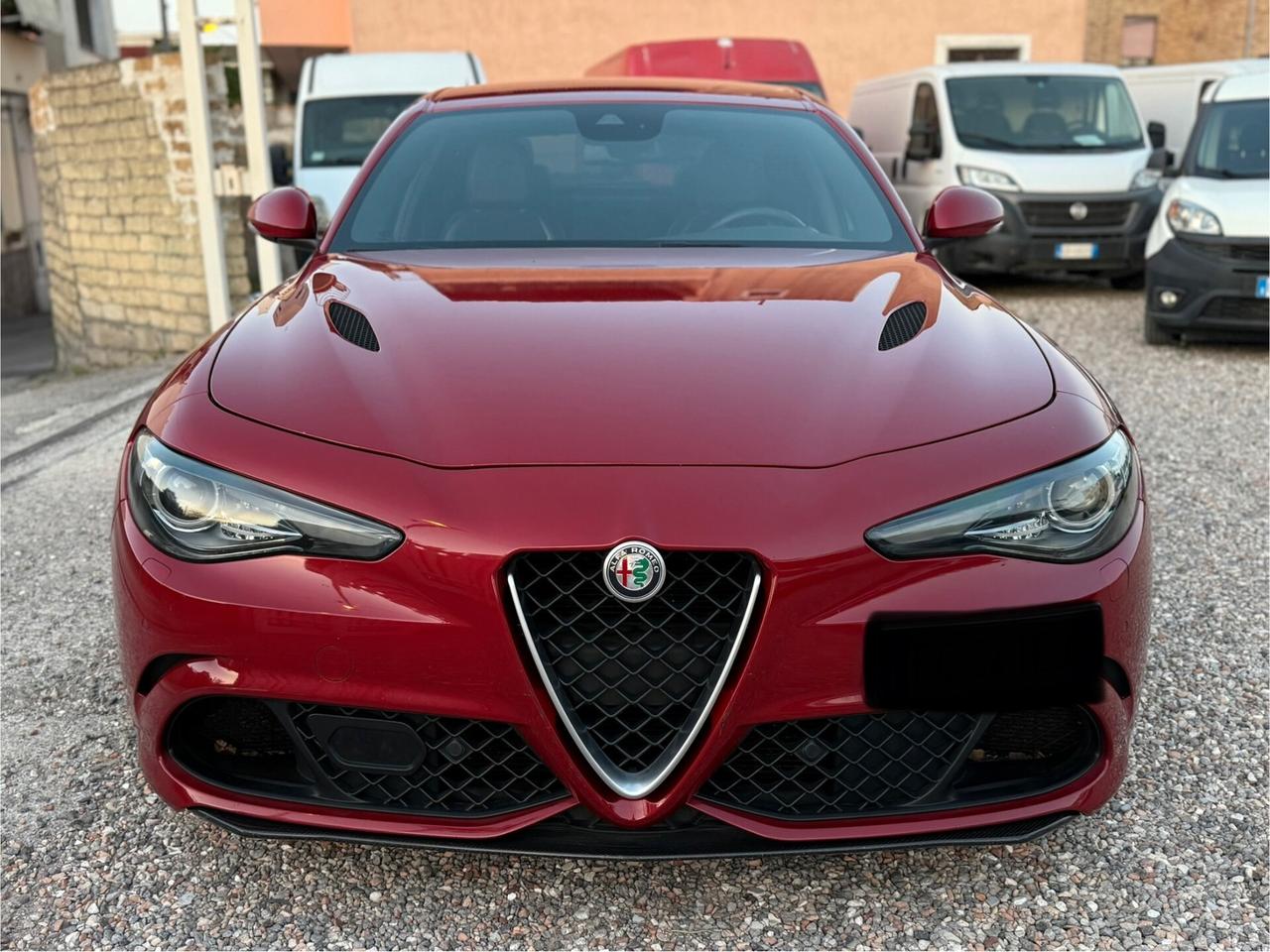 Alfa Romeo Giulia 2.9 V6 Bi-Turbo Quadrifoglio