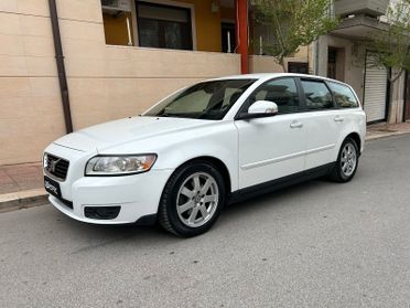 Volvo V50 1.6 D 2010