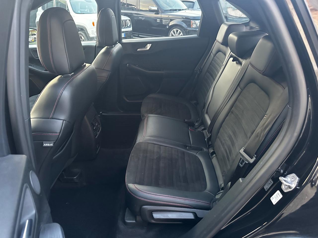 Ford Kuga 1.5 TDCI 120CV 2WD ST-Line X