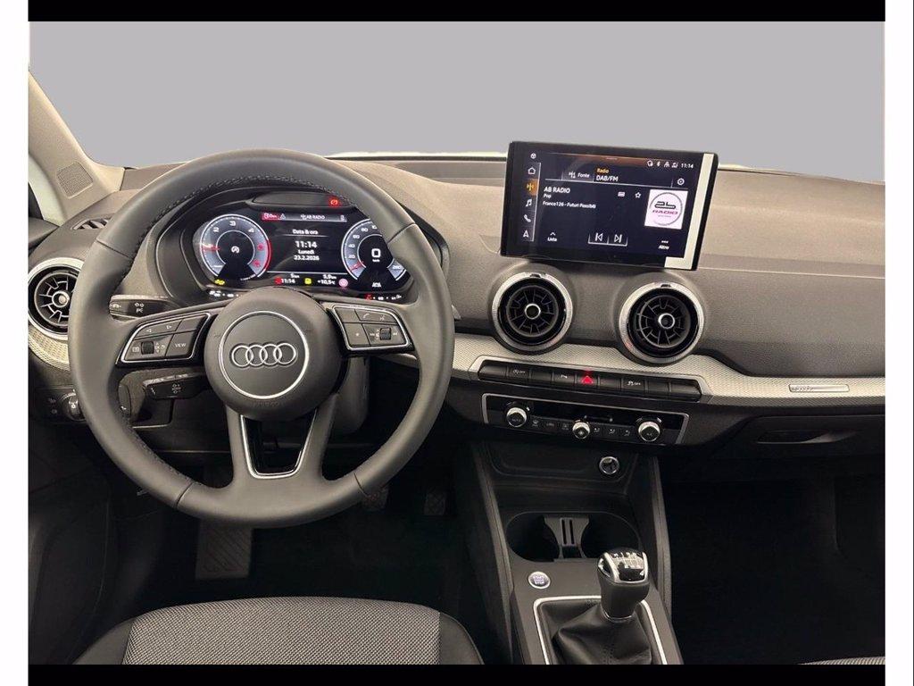 AUDI Q2 30 2.0 tdi identity black del 2025
