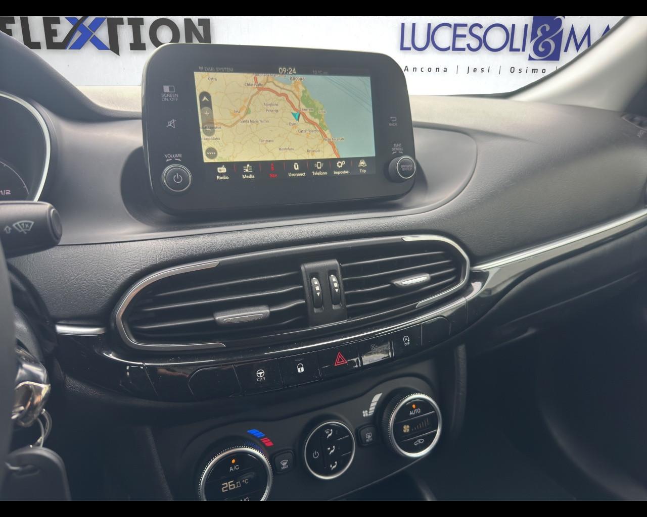 FIAT Tipo (2015-->) - Tipo 1.3 Mjt S&S SW Business