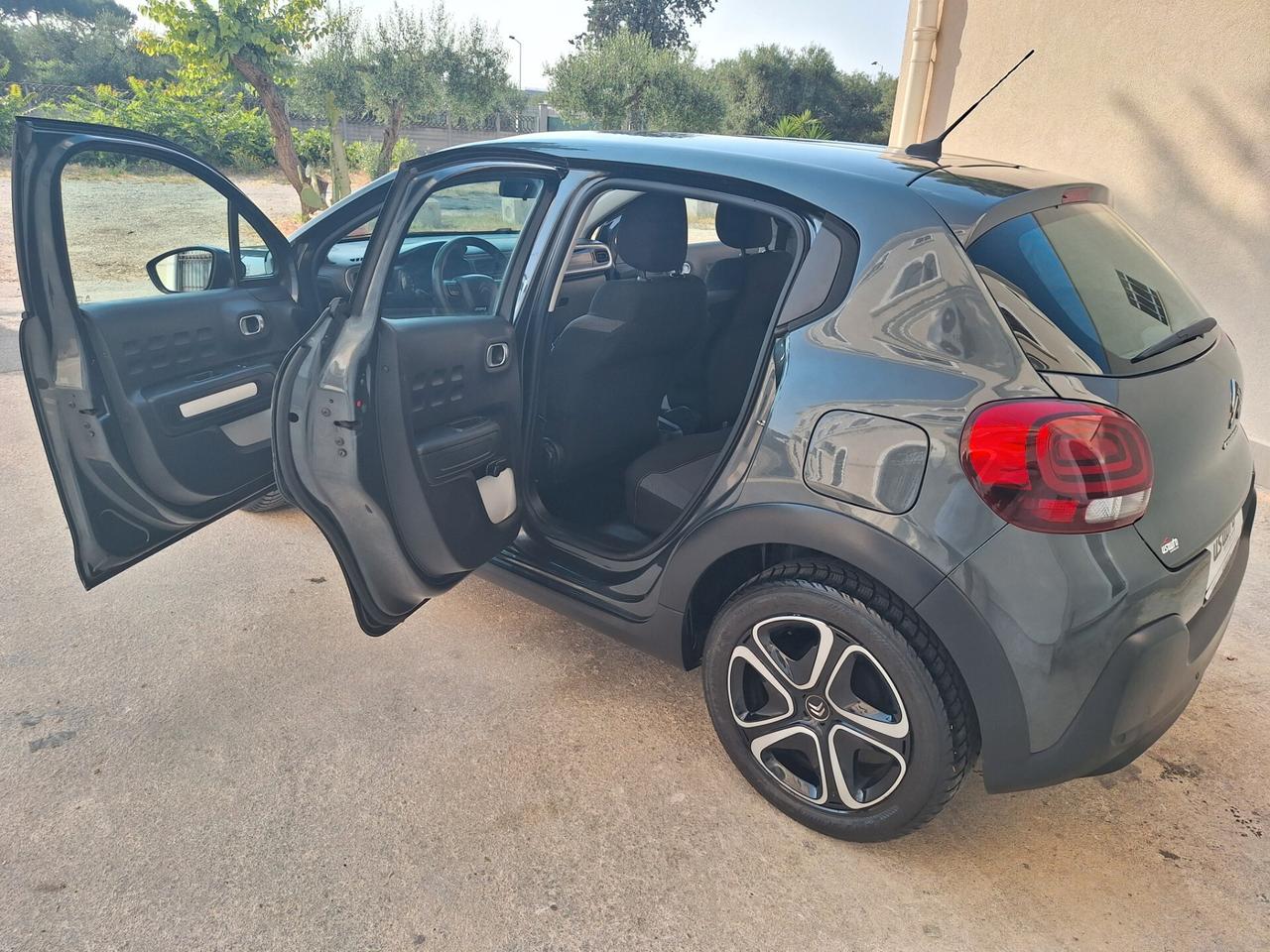 Citroen C3 1.6 hdi 75 cv Shine CARPLAY