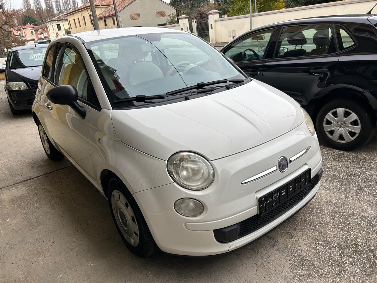 Fiat 500 1.2 Lounge Neopatentati CLIMA!! 2011!!