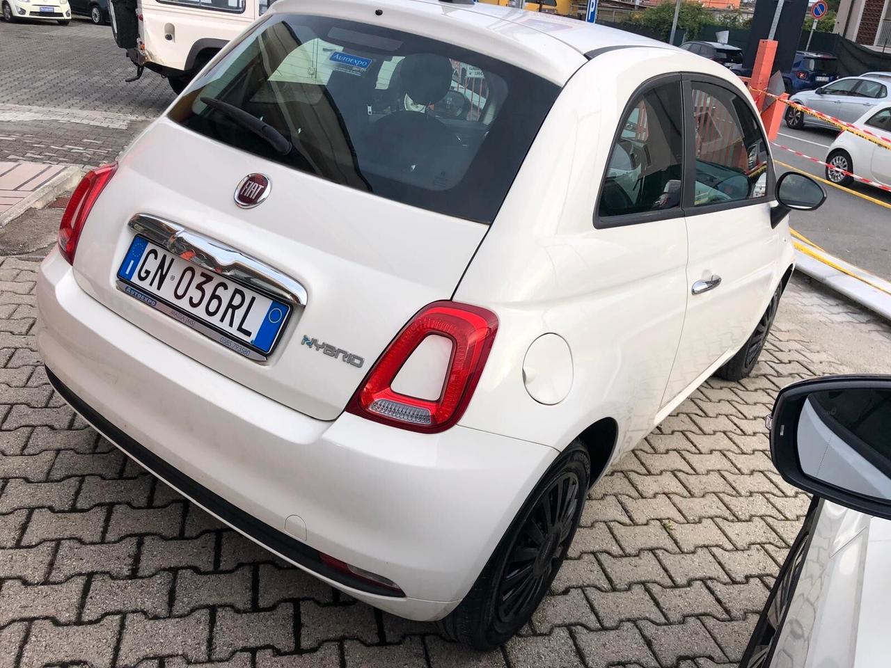 Fiat 500 1.0 Hybrid SOLO 29.274 KM!!!! FATTURABILE CON IVA DEDUCIBILE COMPRESA NEL PREZZO
