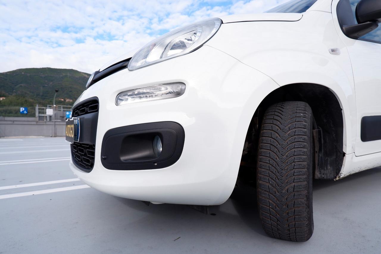 Fiat Panda 5 Posti 1.2 69CV E6D-TEMP EASY