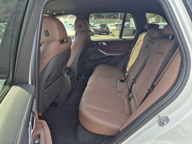 BMW X5 xdrive40d mhev 48V Msport auto