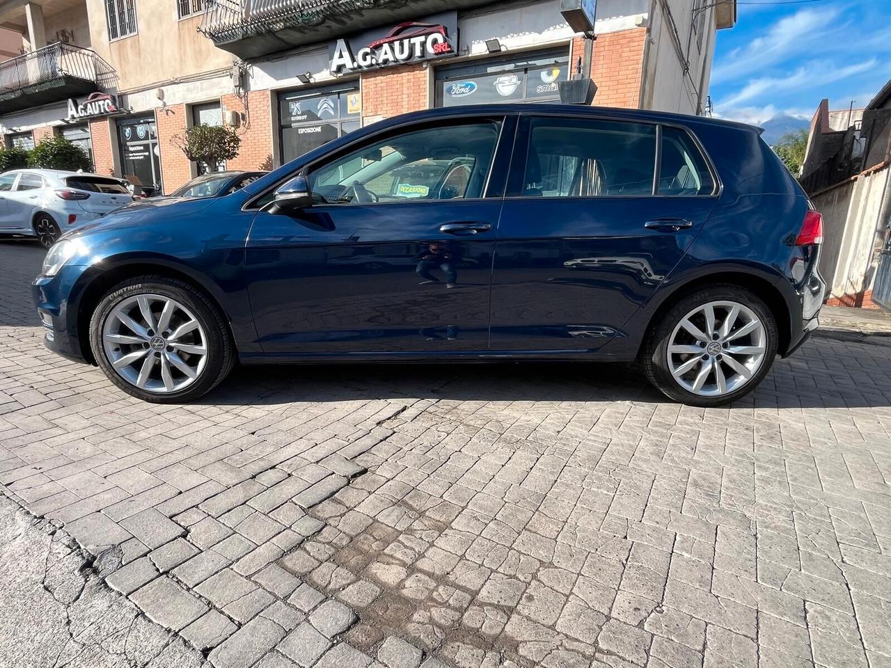 Volkswagen Golf 1.6 TDI DSG 5p. Highline BlueMotion Technology