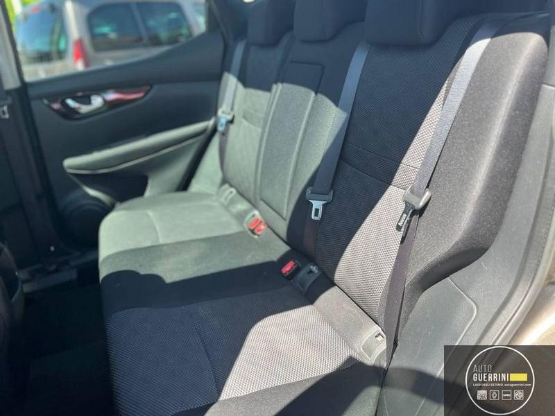 Nissan Qashqai 1.5 dCi N-Connecta