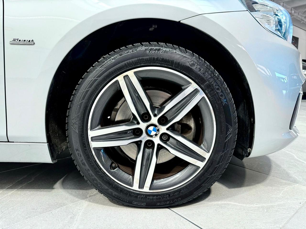 Bmw 2er Active Tourer 220d xDrive Sport aut.