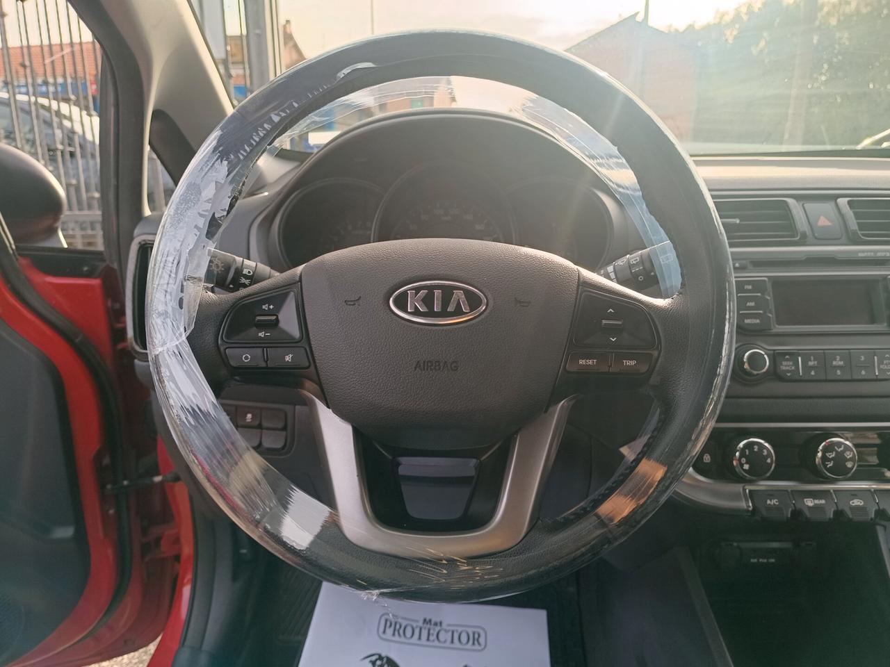 Kia Rio 1.2 CVVT 5p. EX
