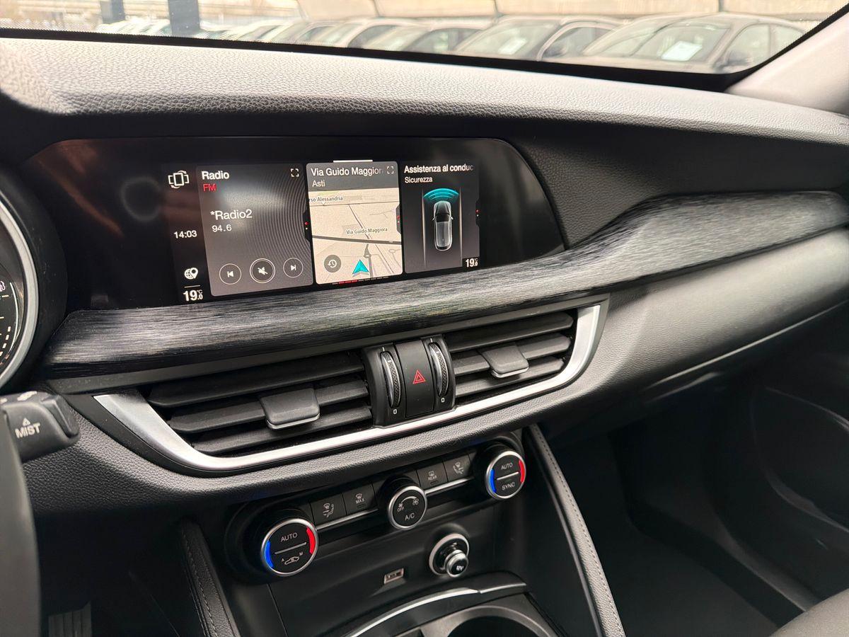 ALFA ROMEO Stelvio 2.2 t Business Q4 190cv auto my19