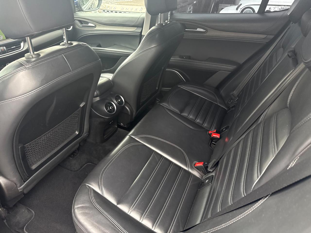 Alfa Romeo Stelvio Q4 210cv DISTRIBUZIONE FATTA