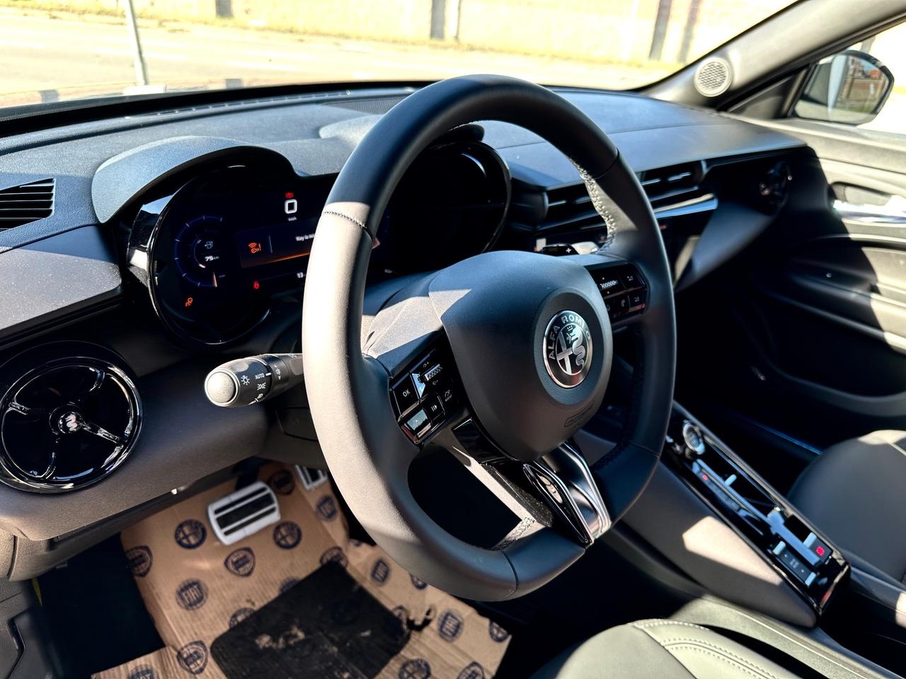Alfa Romeo Junior 1.2 136 CV Hybrid eDCT6 Speciale