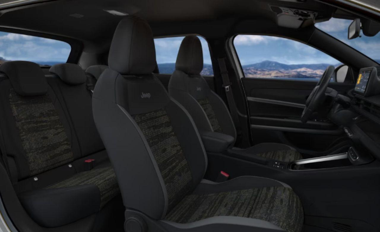 JEEP Avenger E-Hybrid Avenger Longitude 1.2 110cv Dct Mhev