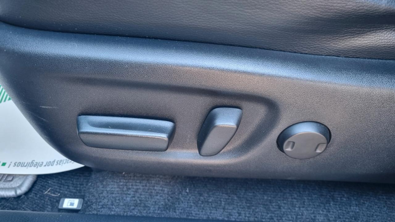 Toyota RAV 4 RAV4 2.5 Hybrid 2WD Lounge