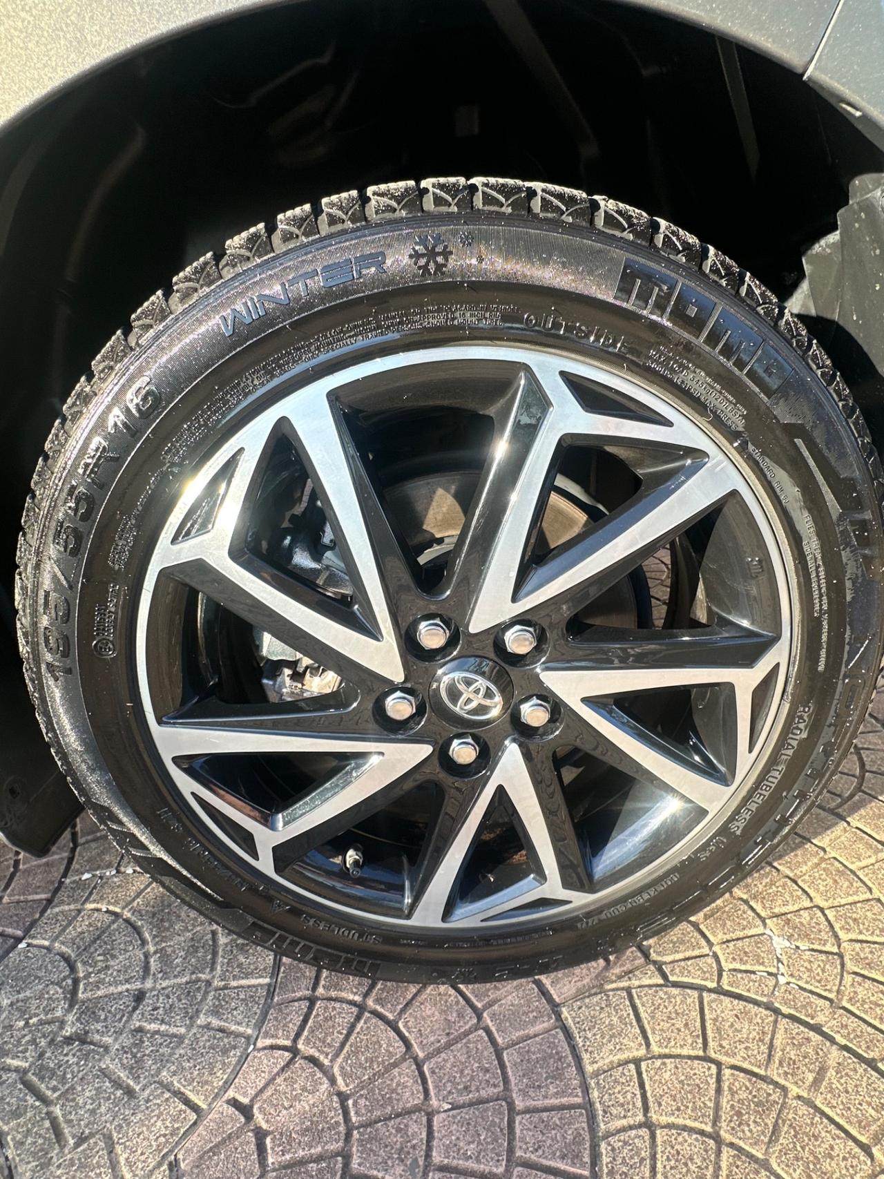 Toyota Yaris 1.5 Hybrid 5 porte Trend