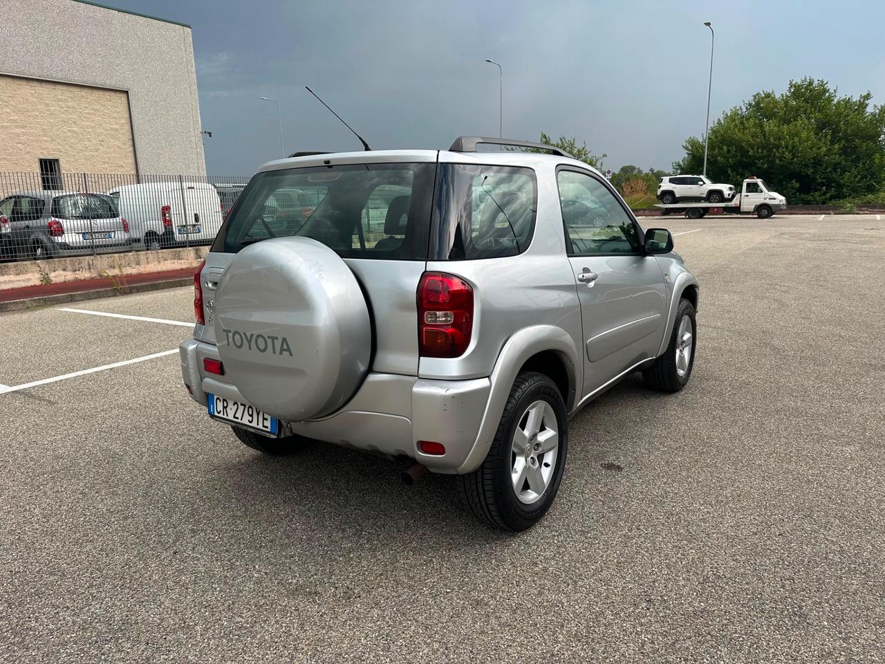 Toyota RAV 4 RAV4 2.0 16V cat 3 porte Sol