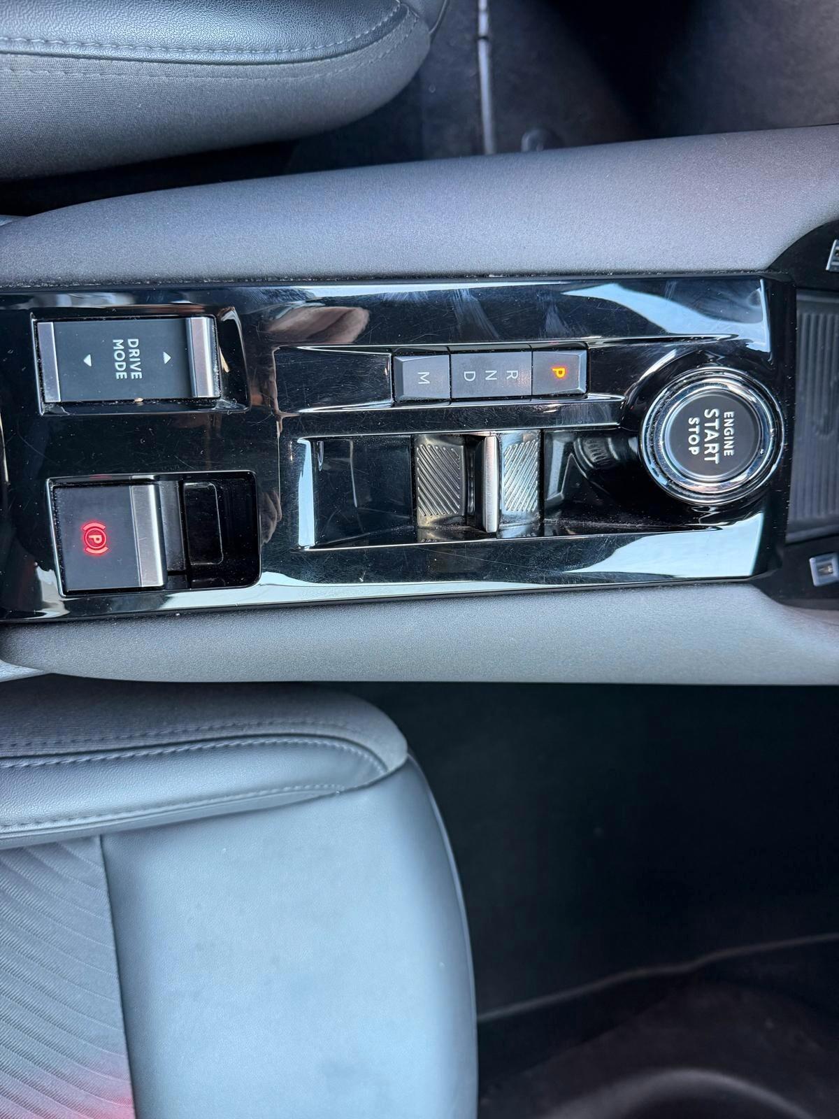 Alfa Romeo Junior 1.2 145 CV Hybrid eDCT6 Speciale