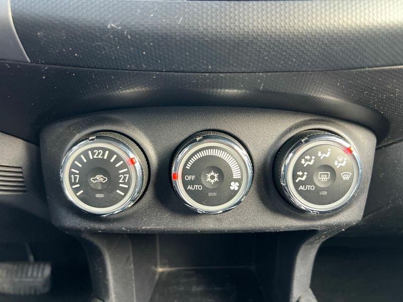 Mitsubishi Outlander Outlander 2.2 DI-D TC-SST Instyle DPF 7p