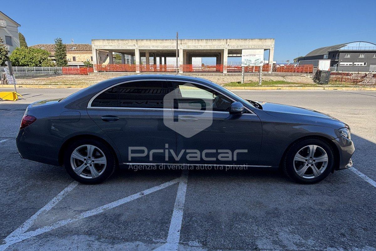 MERCEDES E 200 Auto Exclusive