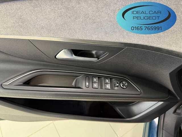 Peugeot 3008 Hybrid 225 e-EAT8 Allure Pack