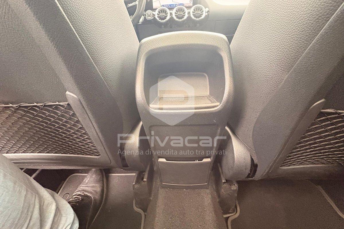 MERCEDES GLA 200 d Automatic AMG Line Advanced Plus