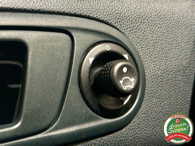 FORD Fiesta 1.2 82CV 5p. Titanium *NEOPAT*UNIPROPRIETARIO*