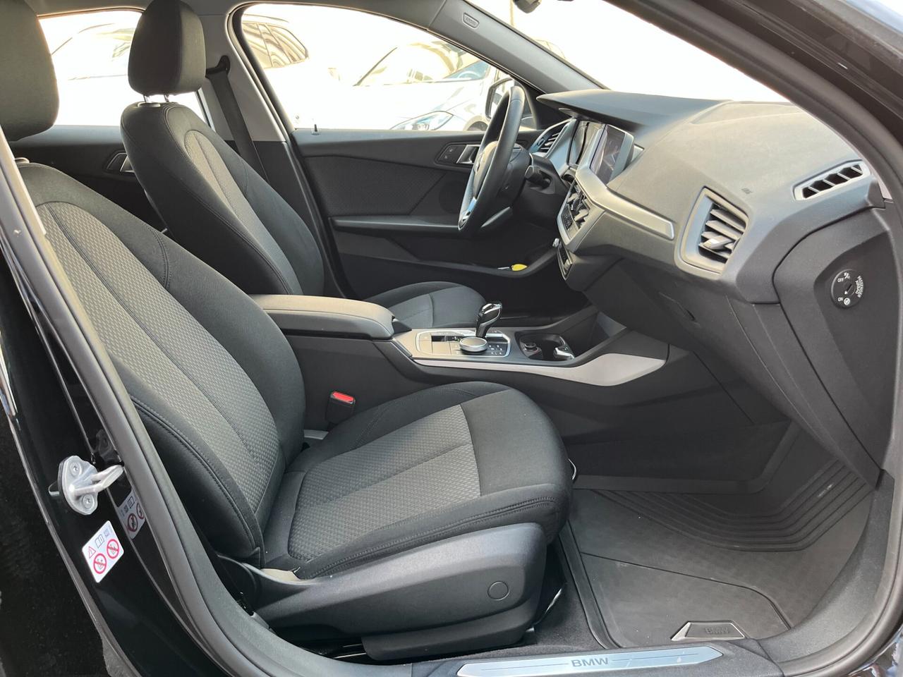 Bmw 120d xDrive 5p. Business Advantage 190CV
