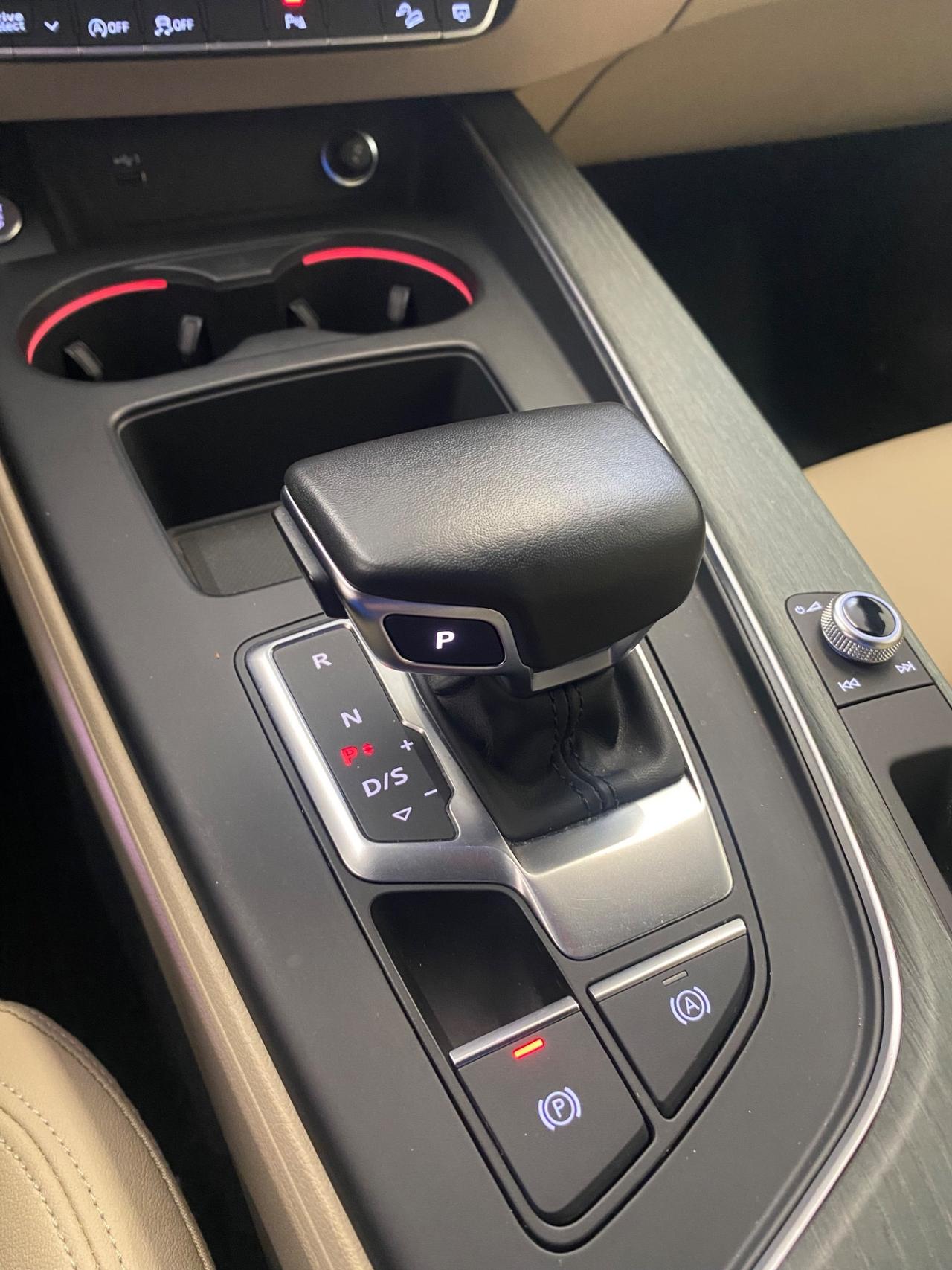 Audi A4 allroad A4 allroad 40 TDI 204 CV S tronic Identity Contrast