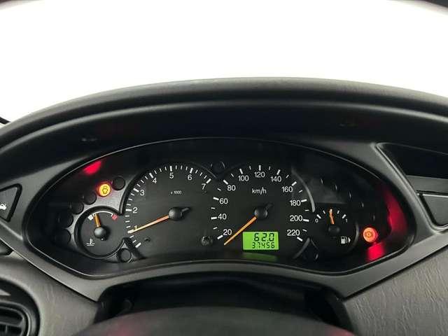 Ford Focus 1.6i 16V cat 5p. Ghia