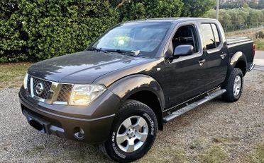 Nissan Navara 2.5 dCi 4 porte Double Cab XE