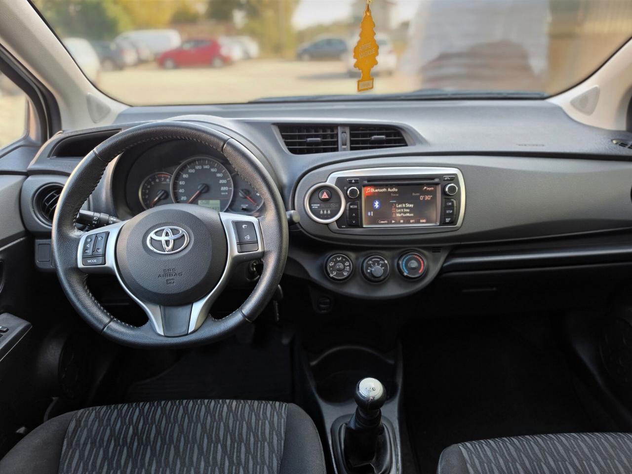 Toyota Yaris 1.0 5 porte Active