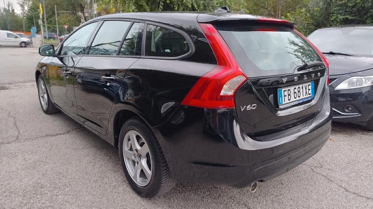 Volvo V60 2.0 diesel D2 EURO6