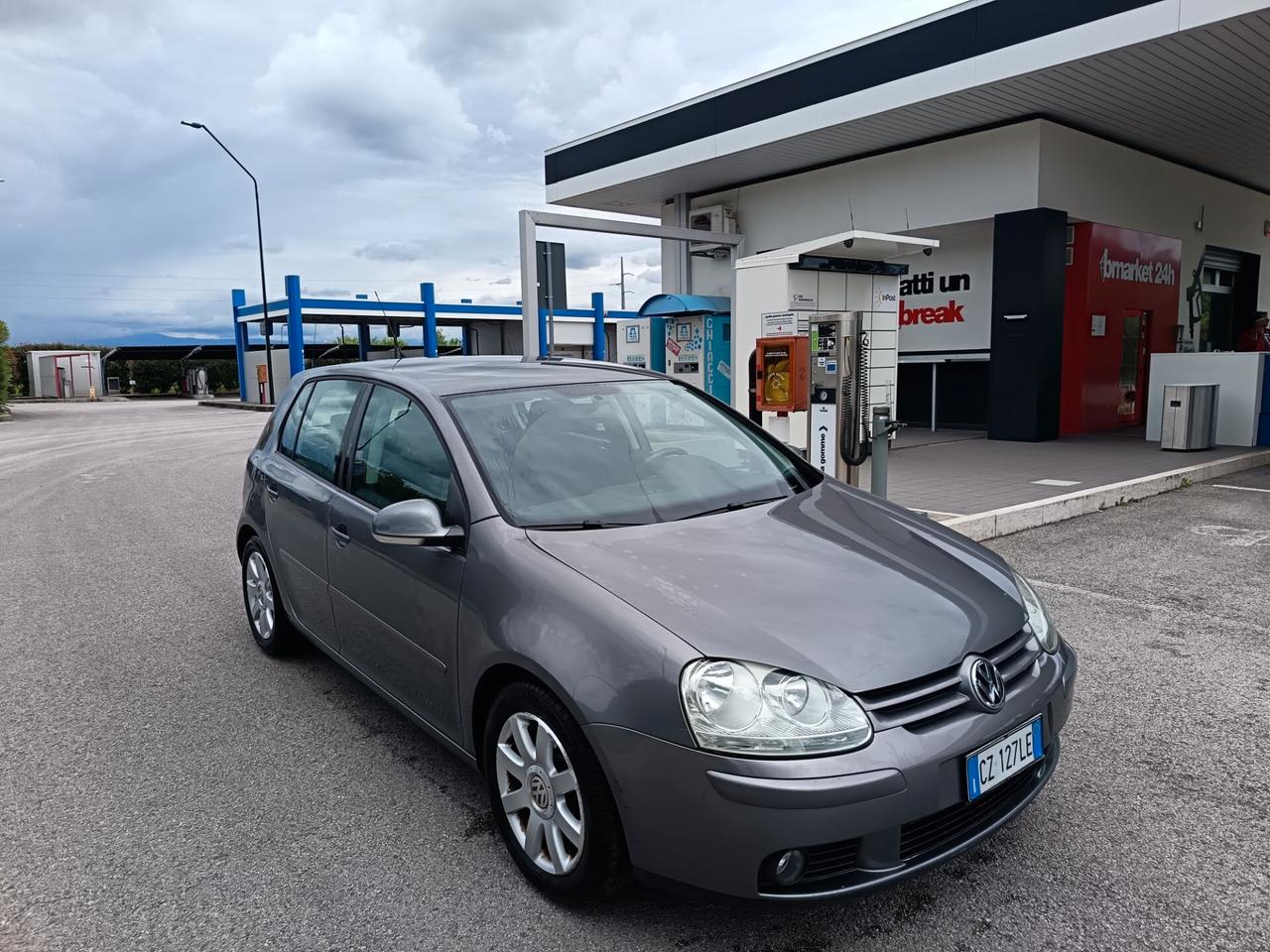 Volkswagen Golf 1.6 16V FSI 2006 ok neo patente