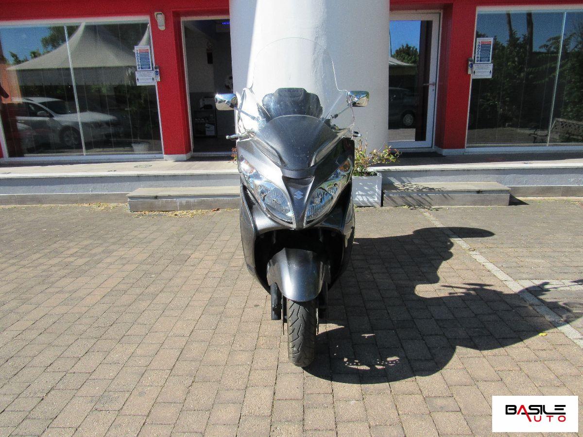 Suzuki - Burgman AN 400