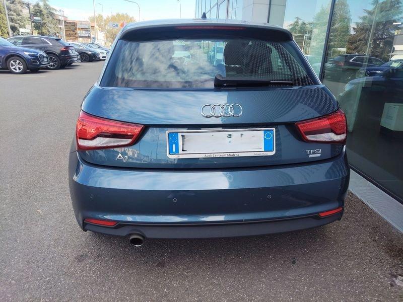 Audi A1 A1 Sportback 1.0 tfsi Sport 82cv