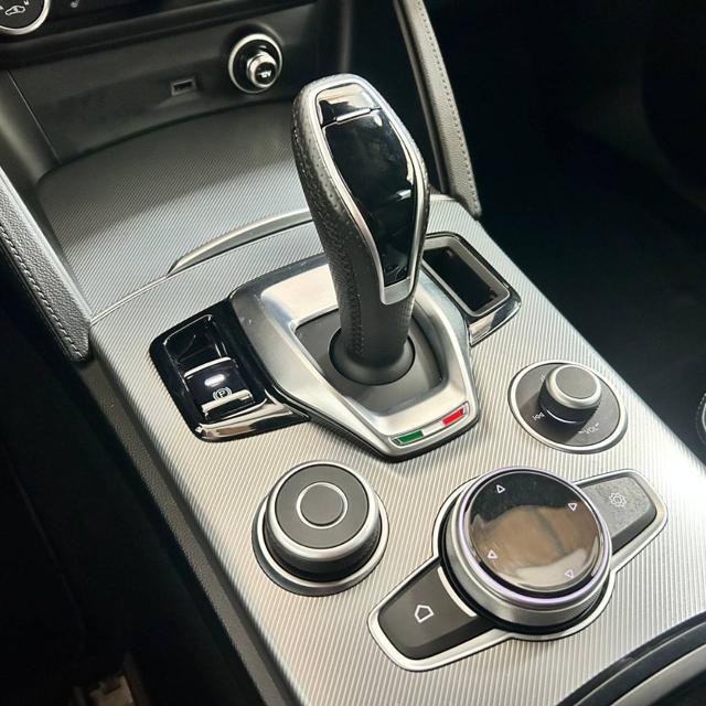 ALFA ROMEO Stelvio 2.2 Turbodiesel 210 CV AT8 Q4 Veloce